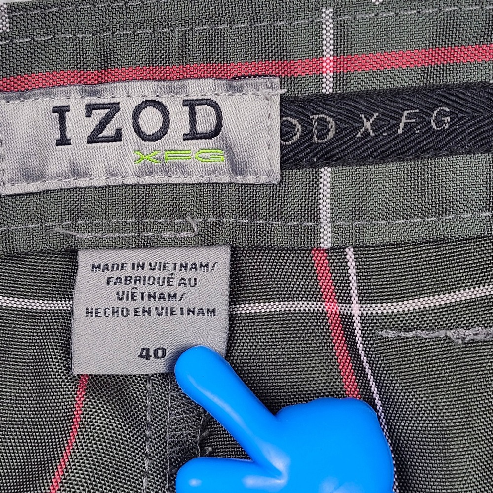 IZOD XFG Shorts Mens 40 Green Plaid Golf Performance Flat Front Bermuda Chinos‎ - Picture 2 of 11